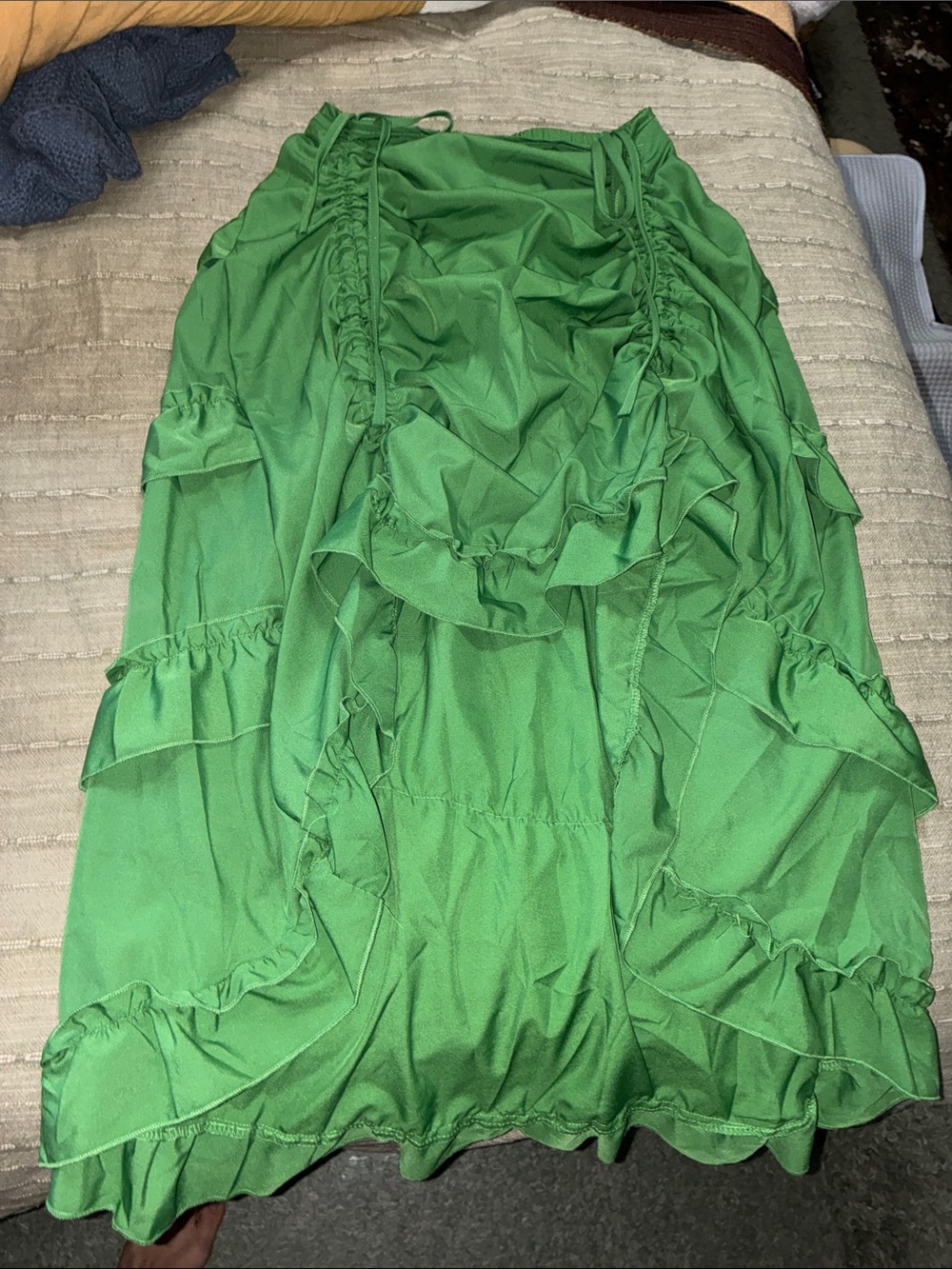 Green Ruffle-Detail Midi Skirt